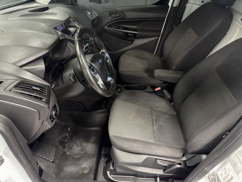 Used 2018 Ford Transit Connect XL image 9