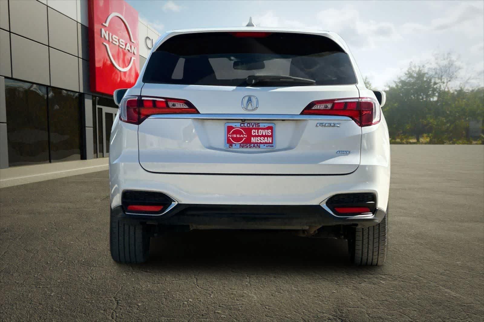 Used 2017 Acura RDX w/ Technology Package AWD/4WD image 8