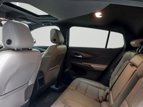 Used 2025 Buick Envista Avenir FWD image 12