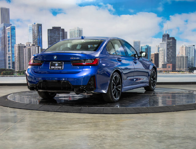 Used 2025 BMW M340i xDrive w/ Premium Package AWD/4WD image 8