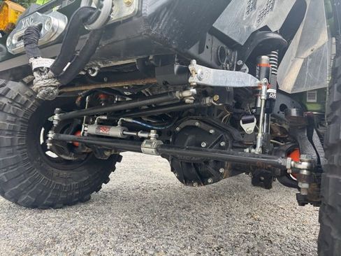 Used 2019 Jeep Wrangler Unlimited Sport image 9