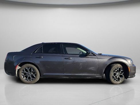 Used 2020 Chrysler 300 Touring w/ Sport Appearance Package AWD/4WD image 24
