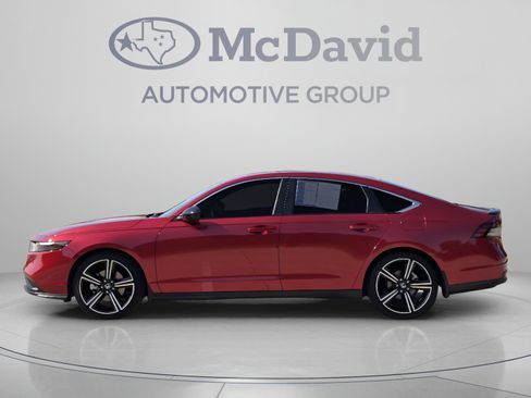 Used 2023 Honda Accord Sport image 2