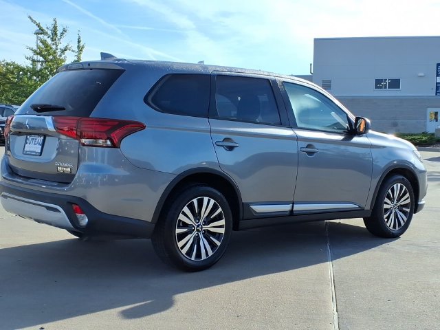 Used 2019 Mitsubishi Outlander ES FWD image 5