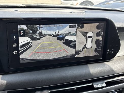 Used 2024 Hyundai Palisade SEL w/ Premium Package FWD image 18
