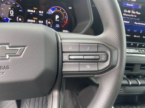 Used 2026 Chevrolet Colorado Trail Boss AWD/4WD image 17