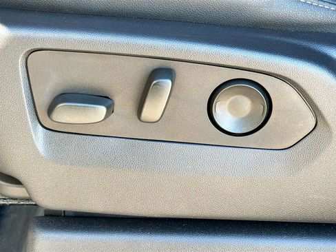 Used 2022 Chevrolet Silverado 1500 LTZ w/ LTZ Premium Package image 25