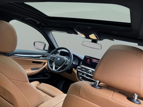 Used 2023 BMW 530i RWD image 14