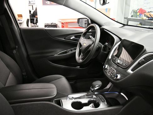Used 2024 Chevrolet Malibu LT FWD image 27