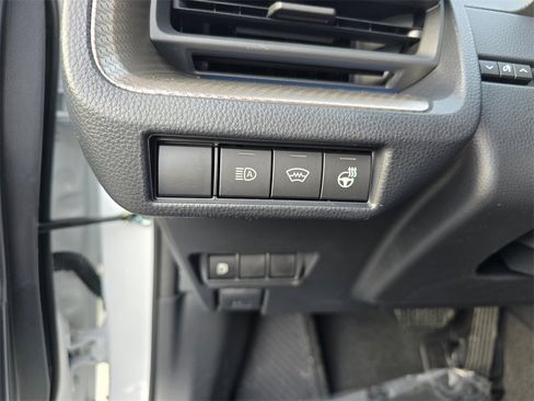 New 2026 Toyota Prius XLE image 31