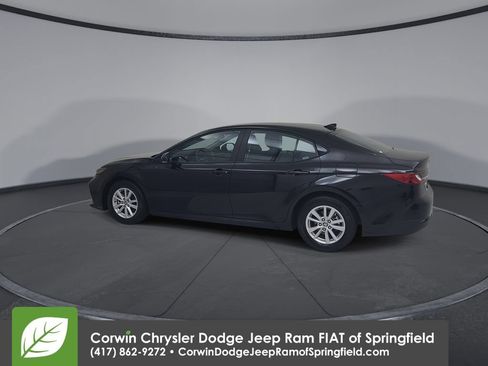 Used 2026 Toyota Camry LE FWD image 10