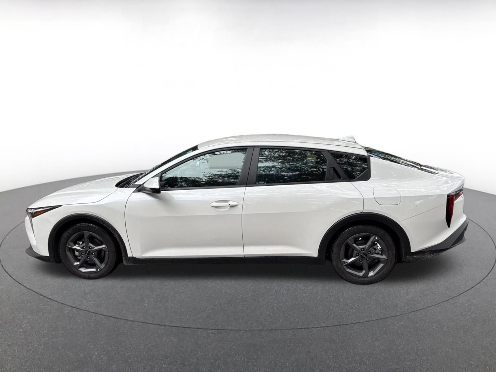 Used 2026 Kia K4 FWD image 7