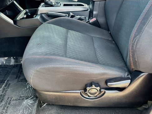 Used 2021 Toyota Tacoma SR5 RWD image 18