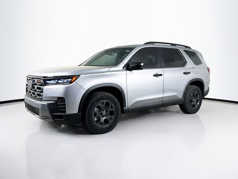 New 2026 Honda Pilot TrailSport image 4