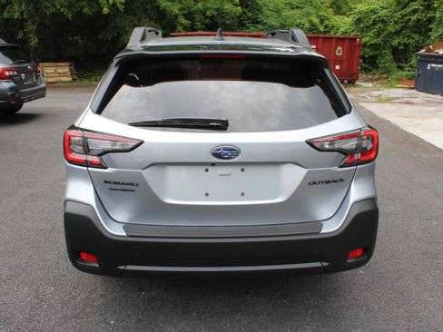 Certified 2025 Subaru Outback Onyx Edition AWD/4WD image 8