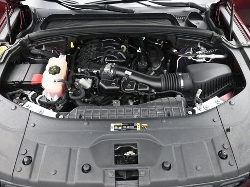 Used 2024 Jeep Grand Cherokee L Laredo image 24