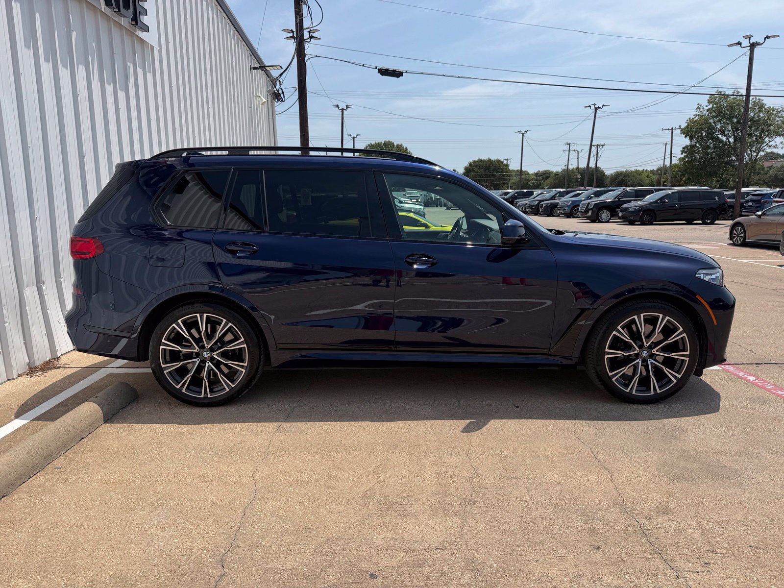 Used 2022 BMW X7 M50i AWD/4WD image 8