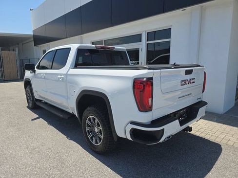 Certified 2024 GMC Sierra 1500 AT4 w/ Technology Package AWD/4WD image 5
