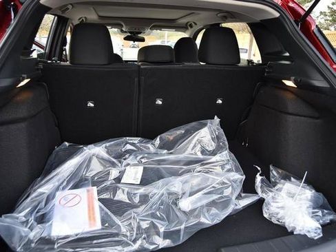 New 2026 Nissan Kicks SV w/ SV Premium Package image 24