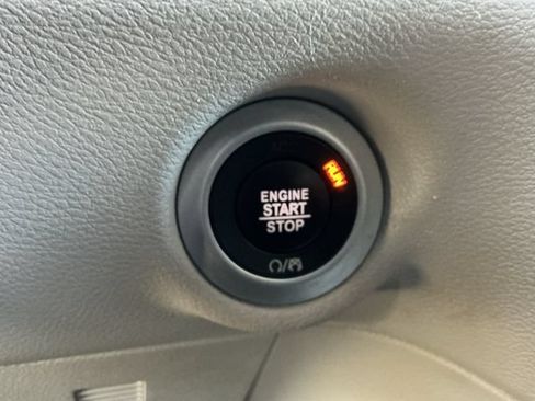 Used 2020 Chrysler Voyager LX w/ Cold Weather Group FWD image 20