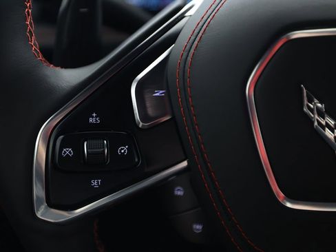 Used 2023 Chevrolet Corvette Z06 RWD image 39