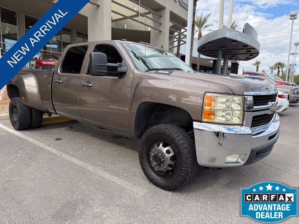 Used 2008 Chevrolet Silverado 3500 LTZ RWD image 2