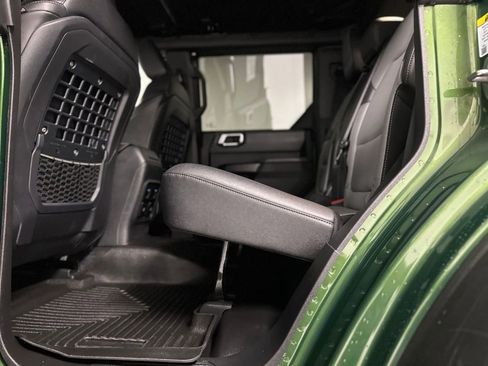 Used 2024 Ford Bronco Everglades image 22