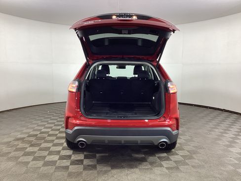 Certified 2024 Ford Edge Titanium AWD/4WD image 30