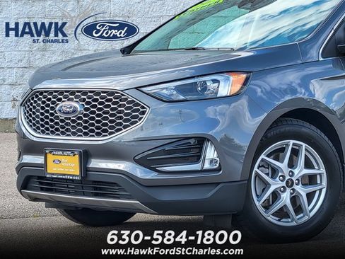 Certified 2023 Ford Edge SEL w/ Convenience Package AWD/4WD image 2