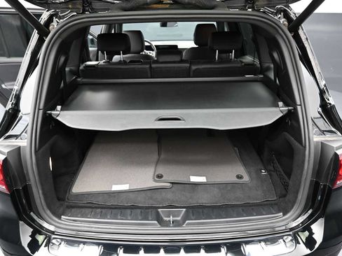 Used 2022 Mercedes-Benz GLB 250 image 18