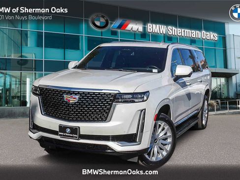 Used 2022 Cadillac Escalade ESV Luxury image 1