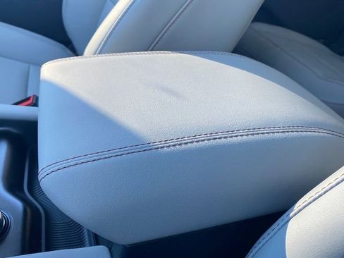 New 2026 Ford Explorer Active w/ Active Comfort Package image 30