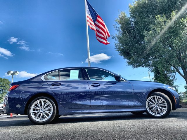 Used 2024 BMW 330i Sedan RWD image 9