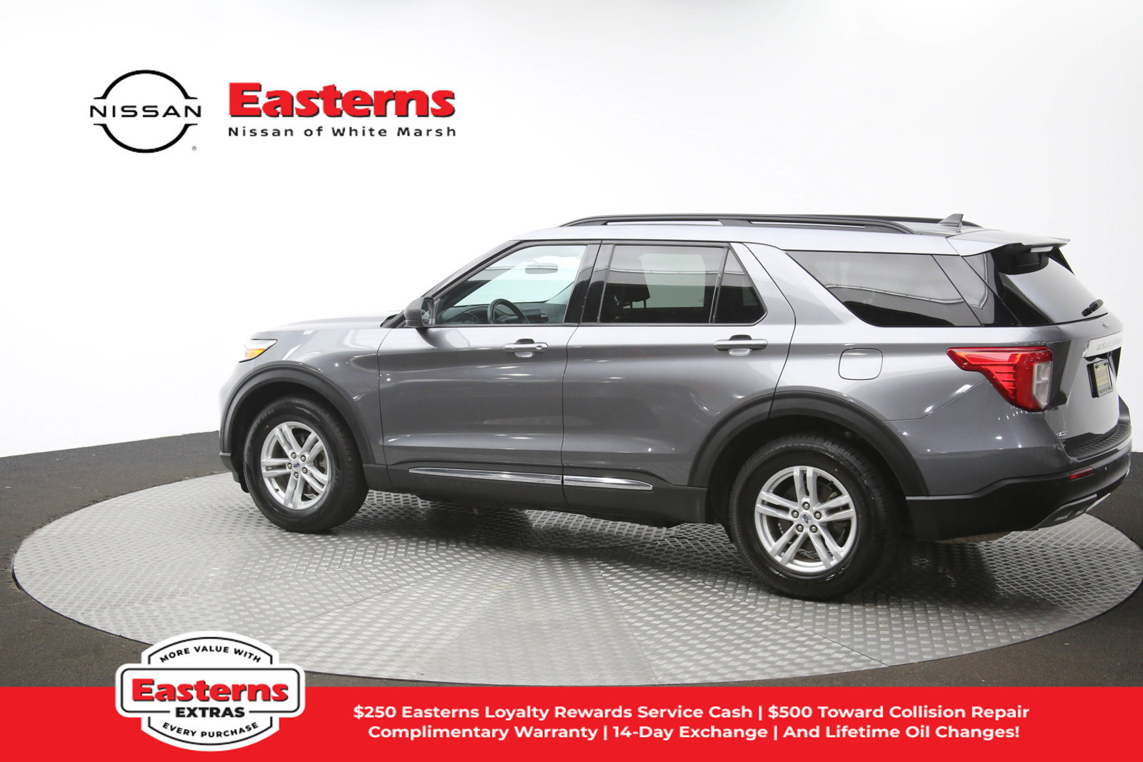 Used 2023 Ford Explorer XLT w/ Equipment Group 202A RWD image 62
