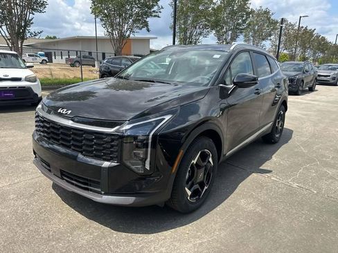 New 2026 Kia Sportage EX AWD/4WD image 3