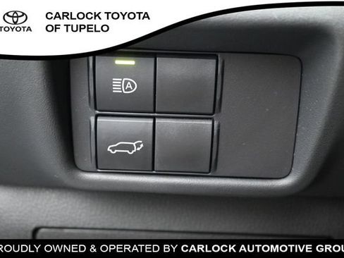 Used 2022 Toyota Highlander XSE FWD image 22