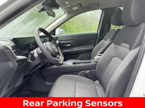 Certified 2025 Nissan Kicks SV w/ Charging Package FWD image 10