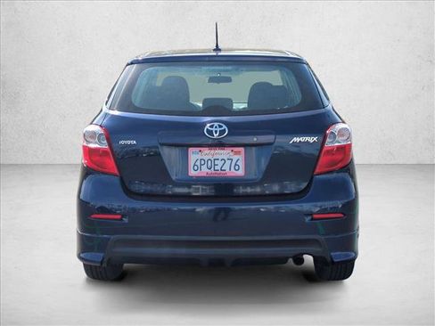 Used 2010 Toyota Matrix image 7