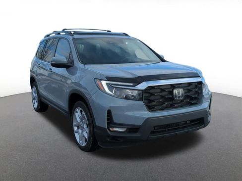 Used 2025 Honda Passport EX-L image 8