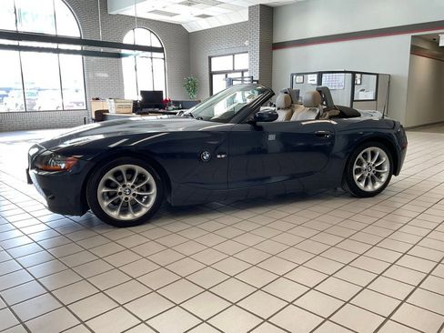 Used 2003 BMW Z4 2.5i image 3