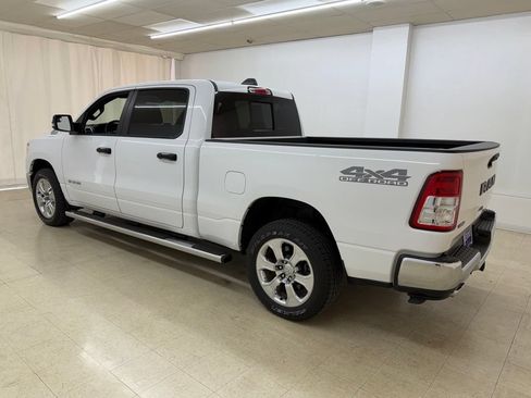 Used 2023 RAM 1500 Big Horn AWD/4WD image 3