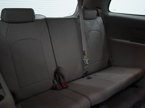 Used 2014 Buick Enclave Leather image 15