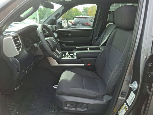 New 2026 Toyota Tundra SR5 image 11