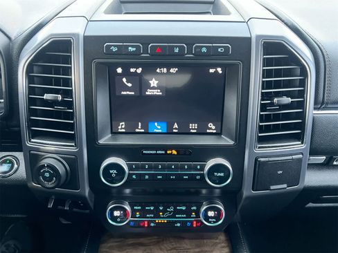 Used 2019 Ford Expedition Platinum image 26