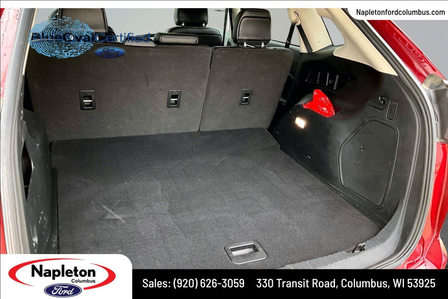 Used 2018 Ford Edge Titanium w/ Equipment Group 302A FWD image 5
