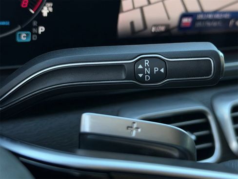 Used 2025 Mercedes-Benz GLE 350 4MATIC image 21