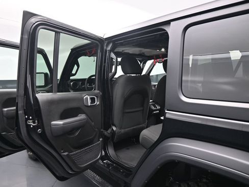 Used 2023 Jeep Wrangler Unlimited Sport AWD/4WD image 15