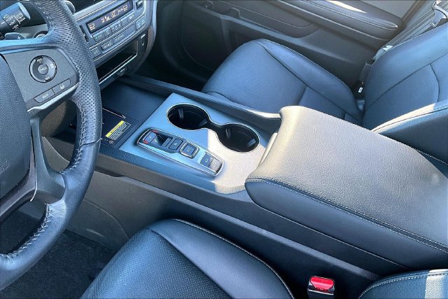 Used 2024 Honda Passport EX-L image 18