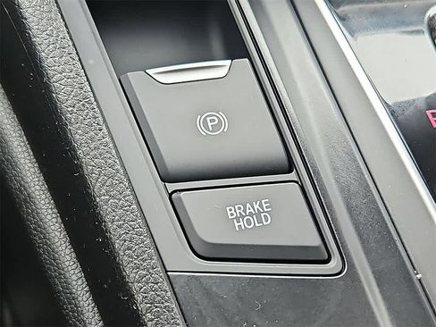 Certified 2020 Honda CR-V LX image 19