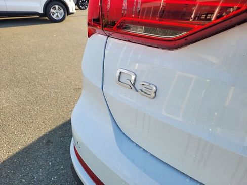 Used 2023 Audi Q3 2.0T Premium w/ Convenience Package AWD/4WD image 6